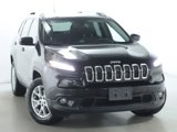 Used 2018 Jeep Cherokee Latitude Plus w/ Cold Weather Group image 2