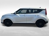 Used 2020 Kia Soul LX image 2