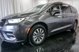 Used 2021 Chrysler Pacifica Touring-L image 4