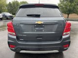 Used 2022 Chevrolet Trax LT w/ LT Convenience Package image 4