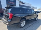 Used 2023 GMC Yukon XL SLT w/ SLT Premium Package image 4