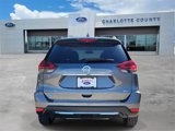 Used 2018 Nissan Rogue SV image 3