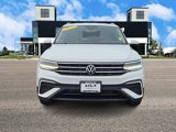 Used 2022 Volkswagen Tiguan SE image 3
