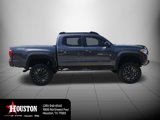 Used 2020 Toyota Tacoma 2WD Double Cab image 2