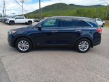 Used 2016 Kia Sorento LX w/ LX Convenience Package image 4