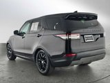 Used 2018 Land Rover Discovery SE image 3