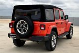 Used 2020 Jeep Wrangler Unlimited Sahara image 2