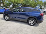 Used 2022 GMC Terrain SLE image 4