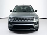 Used 2022 Jeep Compass Latitude image 2