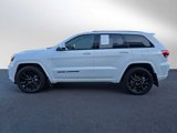 Used 2018 Jeep Grand Cherokee Altitude image 2