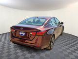 Used 2023 Nissan Altima 2.5 SV image 4