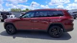 Used 2023 Jeep Grand Cherokee L Laredo image 5