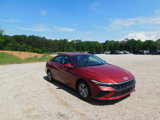 New 2025 Hyundai Elantra SE image 3