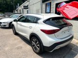 Used 2017 INFINITI QX30 Premium w/ Navigation Package image 5