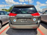 Used 2013 Toyota Sienna L image 4