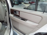 Used 2014 Lincoln Navigator 4WD image 6