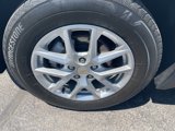 Used 2022 Chevrolet Equinox LT image 2