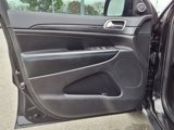 Used 2020 Jeep Grand Cherokee Laredo image 4