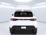 Used 2025 Porsche Macan image 3