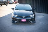 Used 2017 Toyota Corolla iM image 2