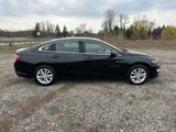 Used 2022 Chevrolet Malibu LT image 2