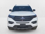Used 2020 Ford Explorer XLT image 2
