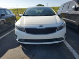 Used 2017 Kia Forte LX image 2