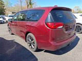 Used 2018 Chrysler Pacifica Touring Plus w/ S Appearance Package image 5