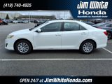 Used 2014 Toyota Camry L image 2