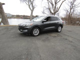 Used 2020 Ford Escape SE image 2