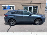 Used 2022 Toyota Venza LE image 4