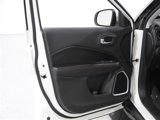 Used 2018 Jeep Compass Limited image 4