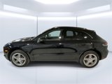 Certified 2021 Porsche Macan image 2