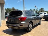Used 2019 Nissan Pathfinder SL image 3
