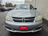 Used 2014 Dodge Avenger SE image 2