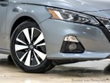 Used 2019 Nissan Altima 2.5 SV image 3