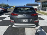Used 2022 Hyundai Kona SE w/ Cargo Package image 4