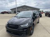 New 2025 Chrysler Pacifica Limited image 3