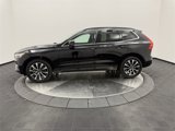 Certified 2023 Volvo XC60 B5 Core w/ Climate Package image 4