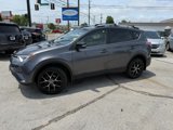 Used 2018 Toyota RAV4 SE image 2