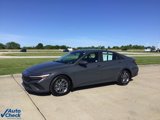 Used 2024 Hyundai Elantra SEL image 3