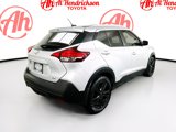 Used 2019 Nissan Kicks SV image 3