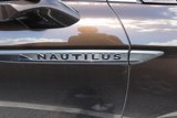 Used 2019 Lincoln Nautilus Premier image 4
