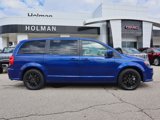 Used 2020 Dodge Grand Caravan SE image 2