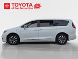 Used 2022 Chrysler Pacifica Limited image 2
