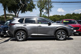 Used 2023 Nissan Rogue SV image 5
