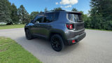 Used 2016 Jeep Renegade Latitude image 3