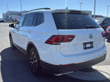 Used 2021 Volkswagen Tiguan SE image 4