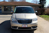 Used 2014 Chrysler Town & Country Touring-L w/ Driver Convenience Group image 3