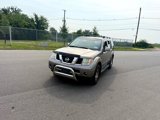 Used 2005 Nissan Pathfinder SE image 2